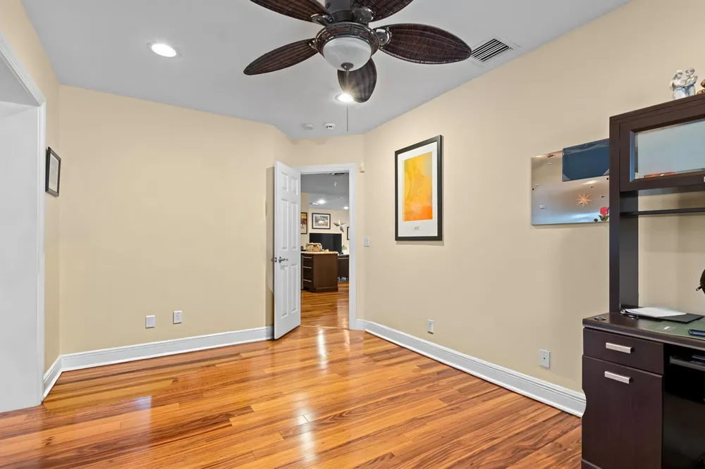 2700 NE 4th Way Boca Raton, FL 33431