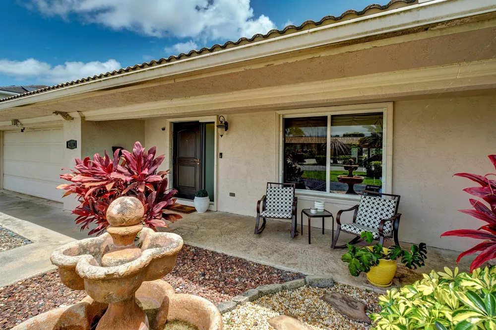 2700 NE 4th Way Boca Raton, FL 33431