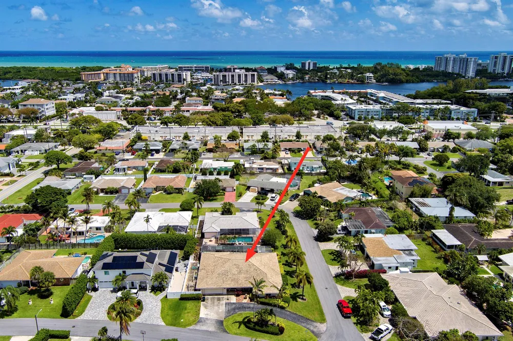2700 NE 4th Way Boca Raton, FL 33431