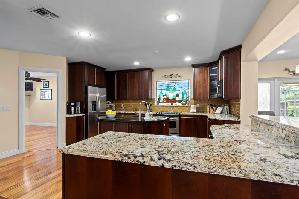 2700 NE 4th Way Boca Raton, FL 33431