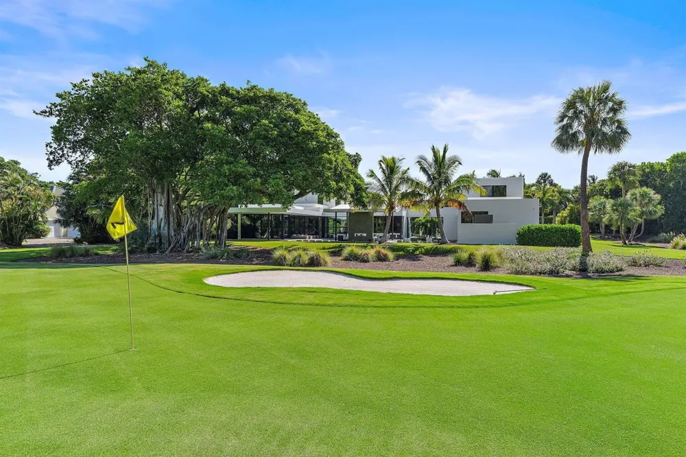 12 Beach Road Jupiter Island, FL 33455