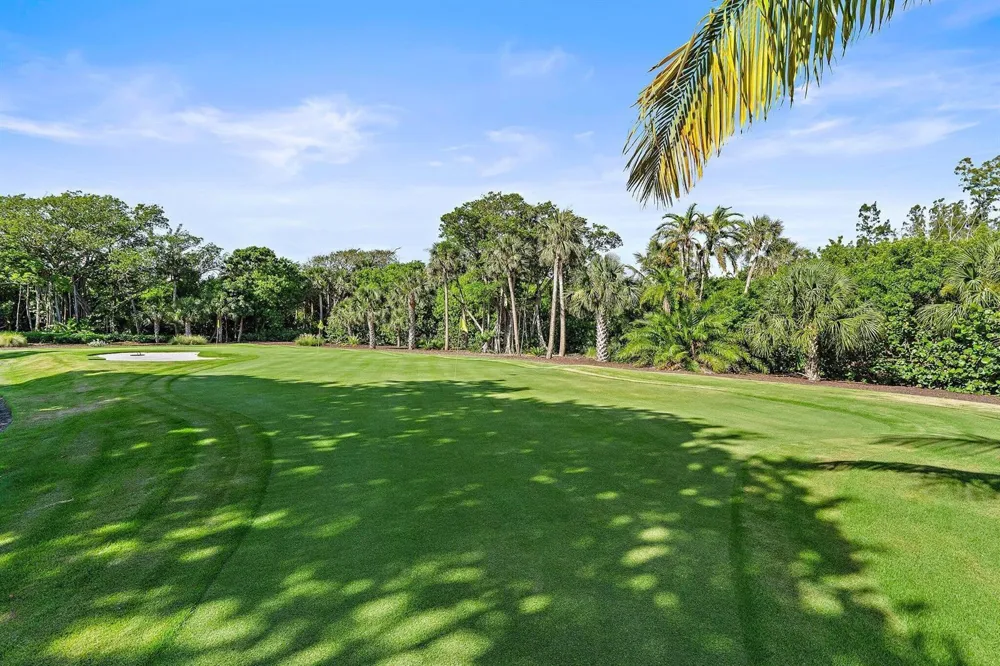 12 Beach Road Jupiter Island, FL 33455