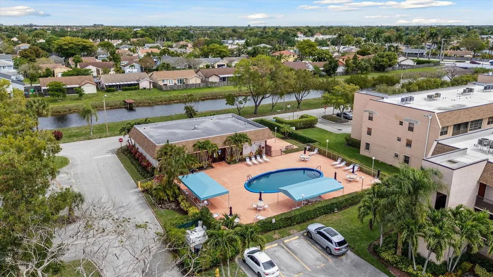 10360 NW 30th Court #403 Sunrise, FL 33322