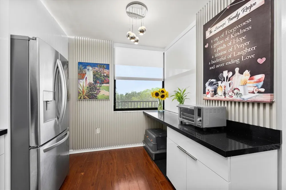10360 NW 30th Court #403 Sunrise, FL 33322