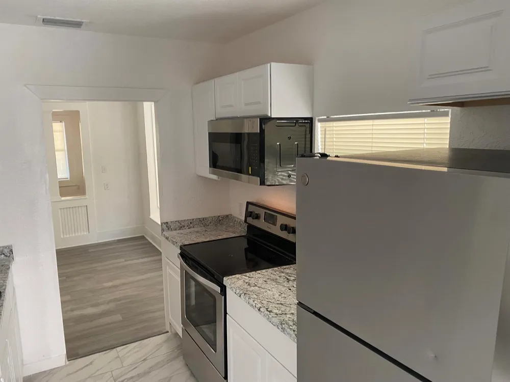 516 S 11th Street Fort Pierce, FL 34950