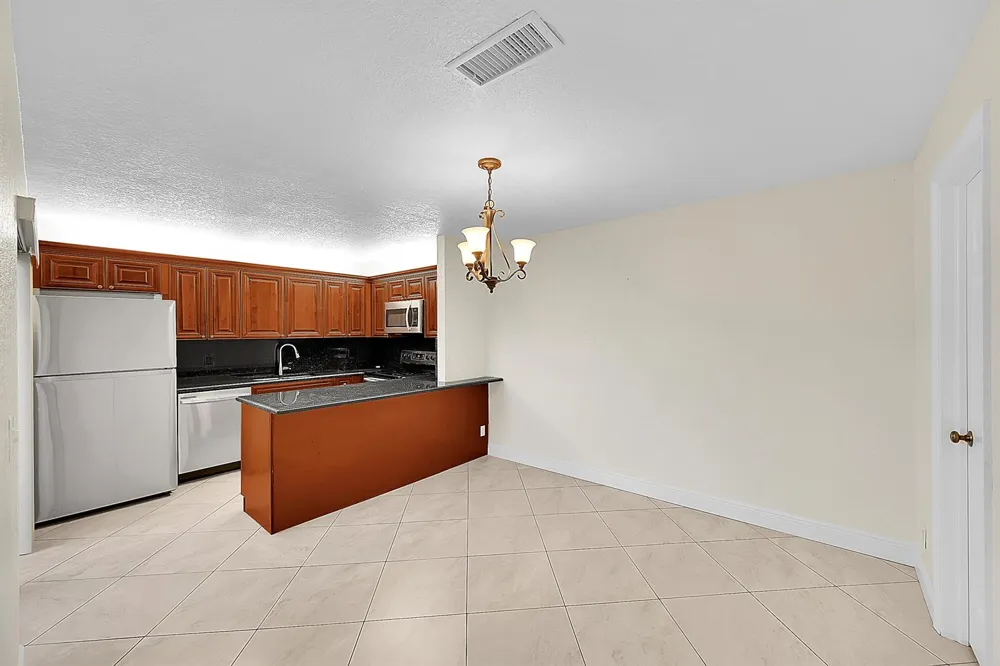 128 Lake Arbor Drive Palm Springs, FL 33461