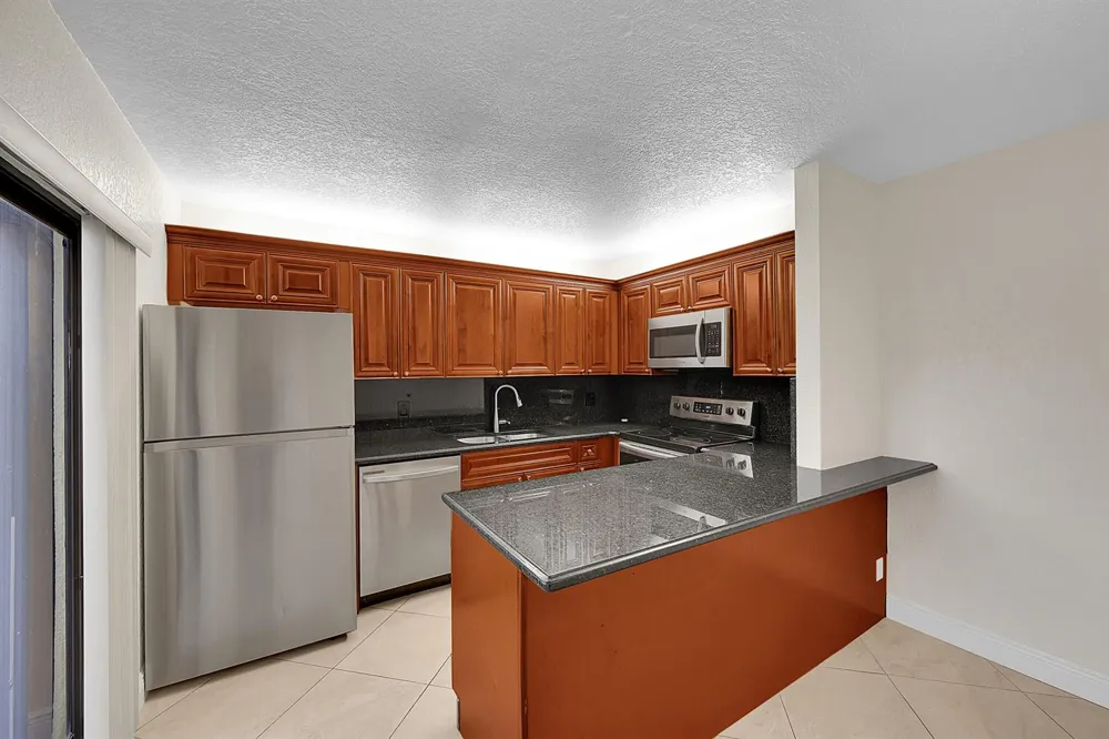 128 Lake Arbor Drive Palm Springs, FL 33461