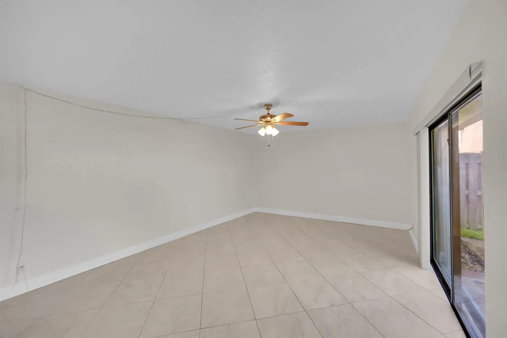 128 Lake Arbor Drive Palm Springs, FL 33461
