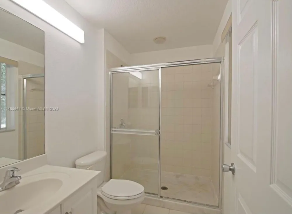 6030 SW 19th Place North Lauderdale, FL 33068