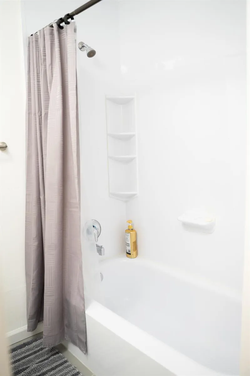 1425 Riverside Circle Wellington, FL 33414
