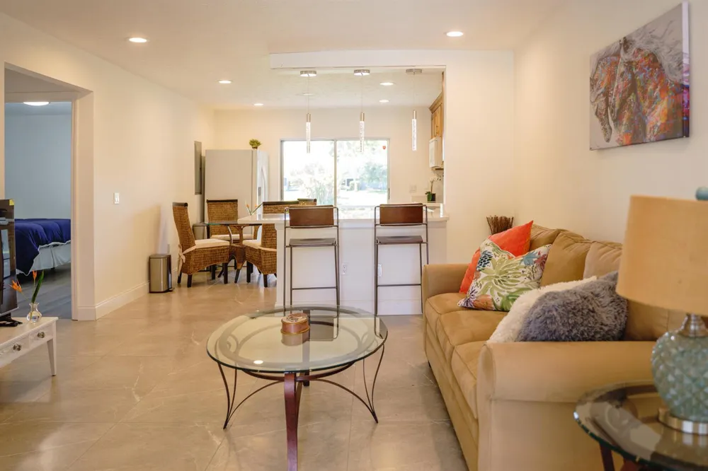 1425 Riverside Circle Wellington, FL 33414