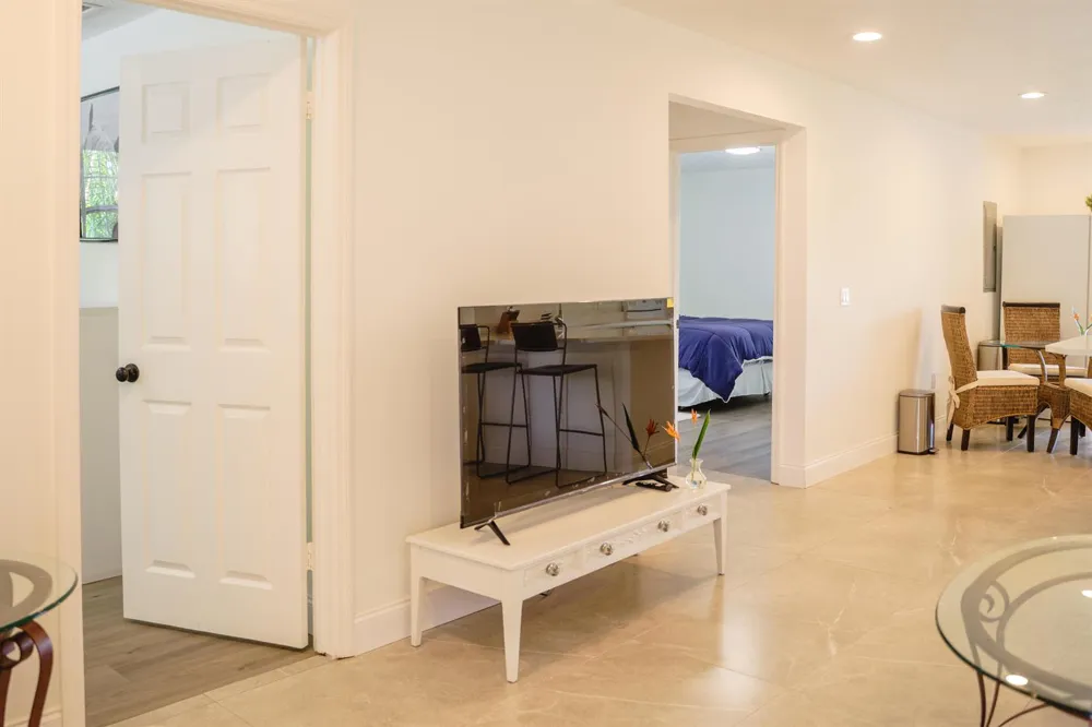 1425 Riverside Circle Wellington, FL 33414