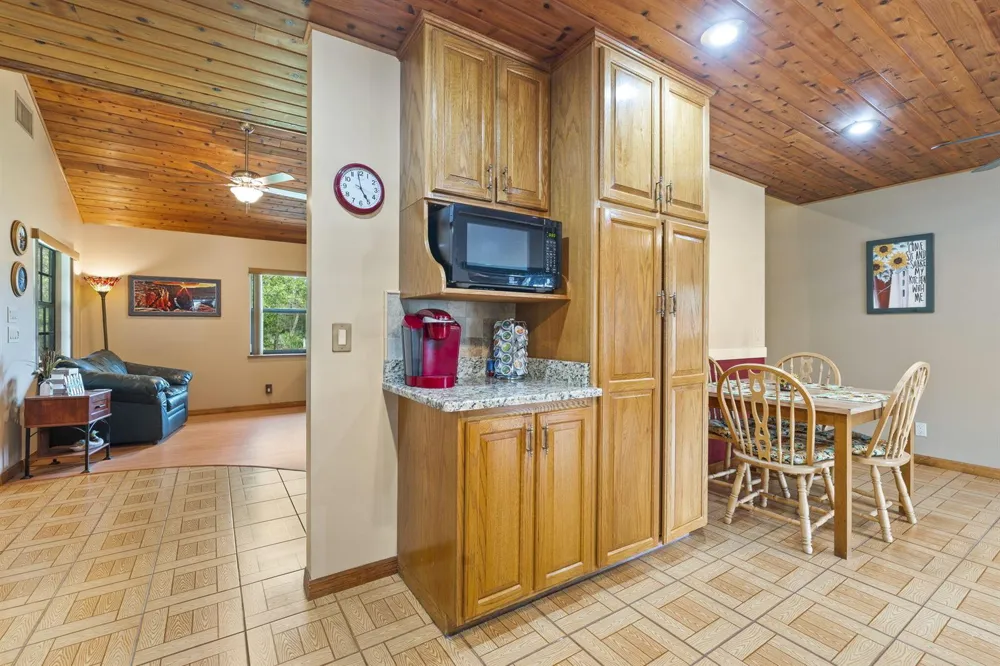 2725 Twin Oaks Trail Fort Pierce, FL 34945