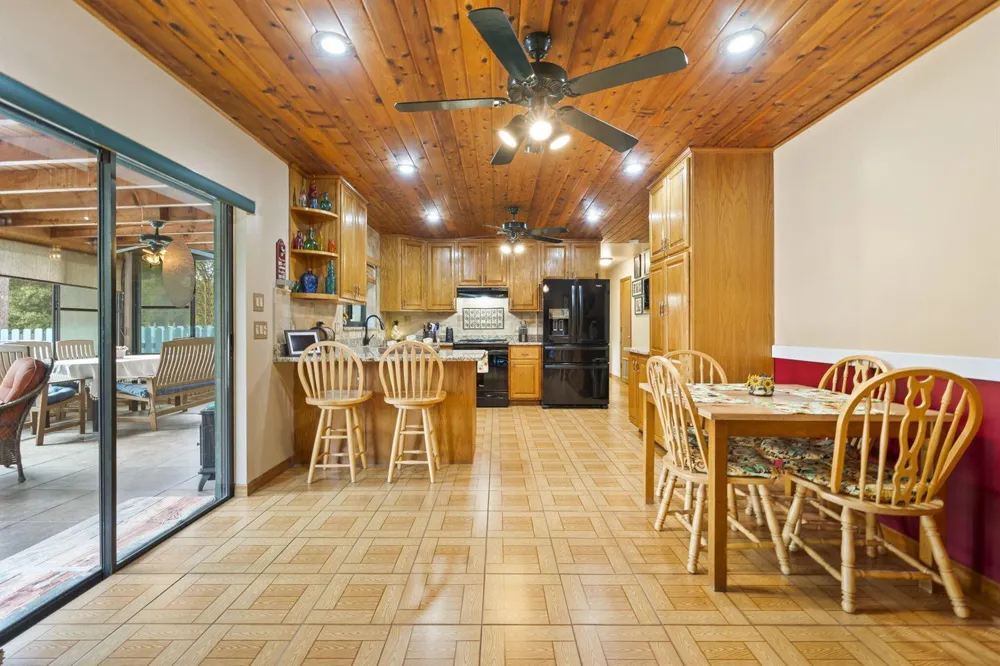 2725 Twin Oaks Trail Fort Pierce, FL 34945