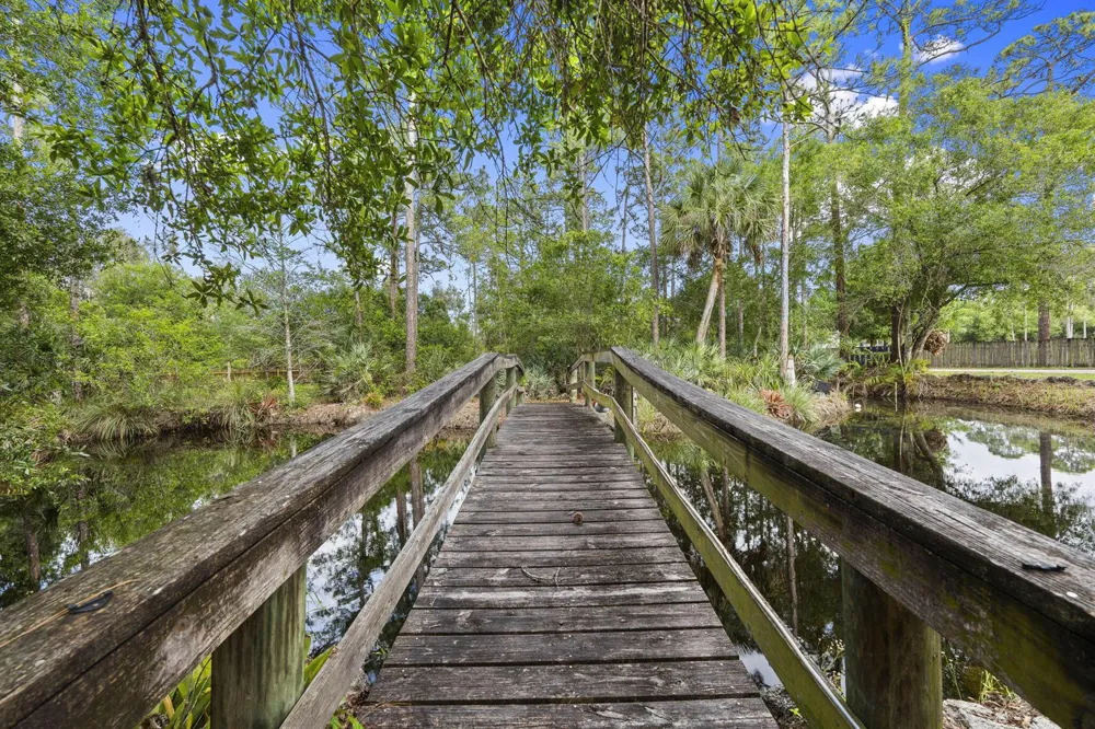 2725 Twin Oaks Trail Fort Pierce, FL 34945