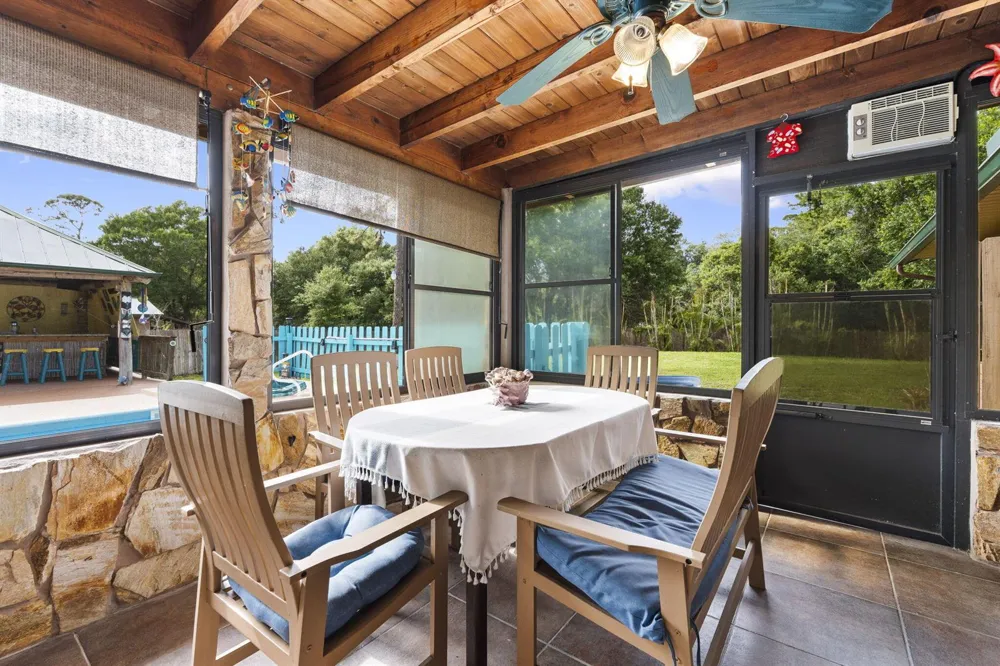 2725 Twin Oaks Trail Fort Pierce, FL 34945