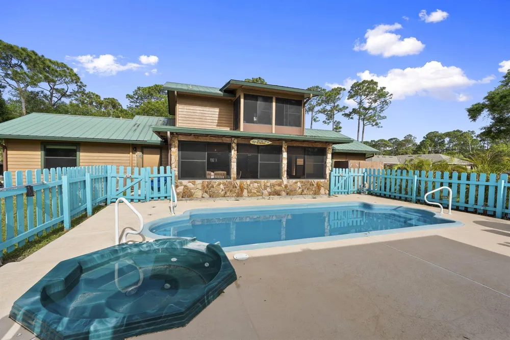 2725 Twin Oaks Trail Fort Pierce, FL 34945