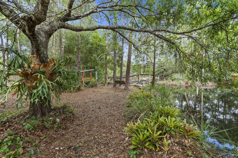 2725 Twin Oaks Trail Fort Pierce, FL 34945