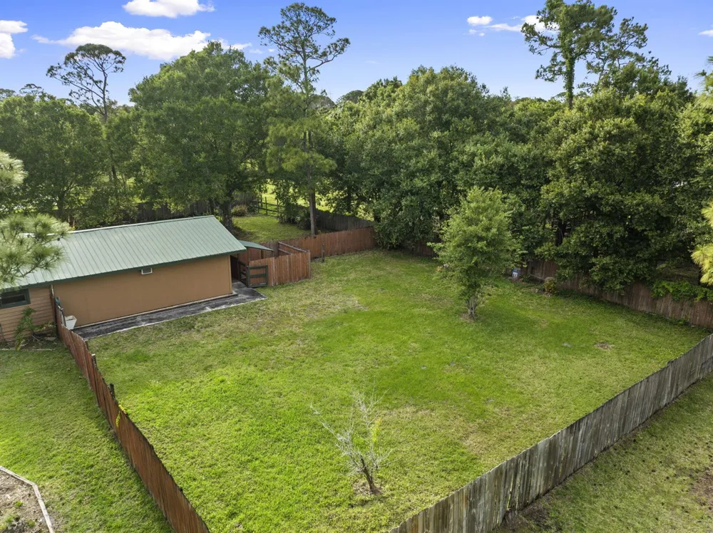 2725 Twin Oaks Trail Fort Pierce, FL 34945