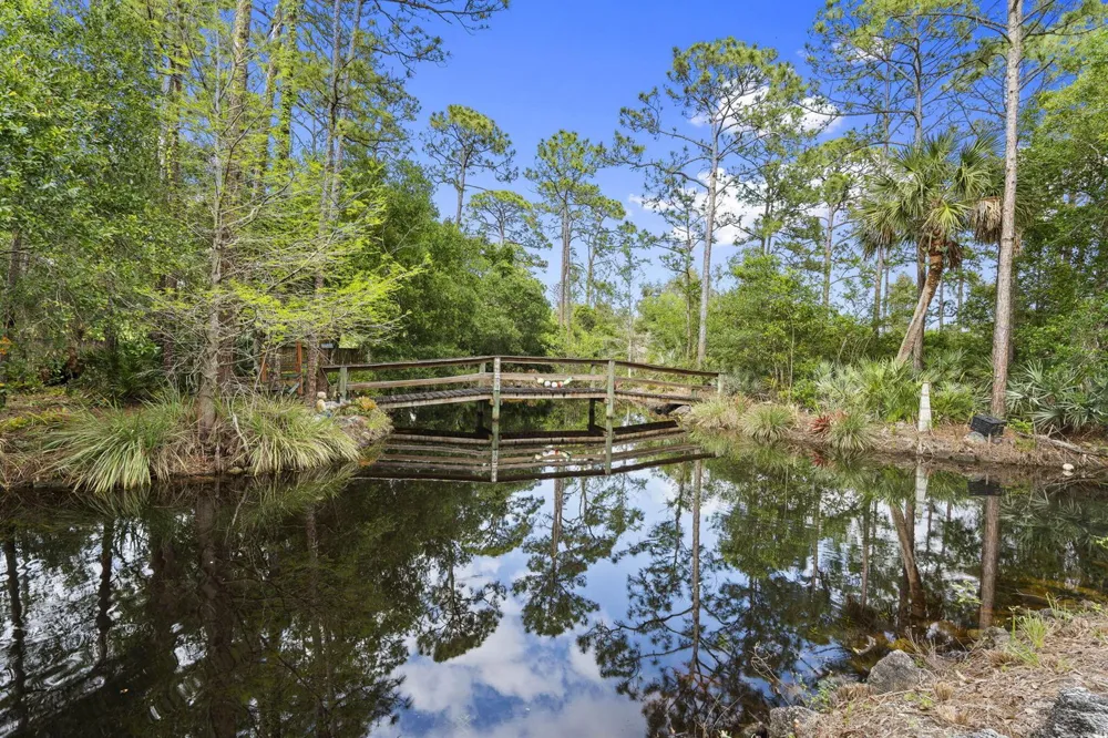 2725 Twin Oaks Trail Fort Pierce, FL 34945