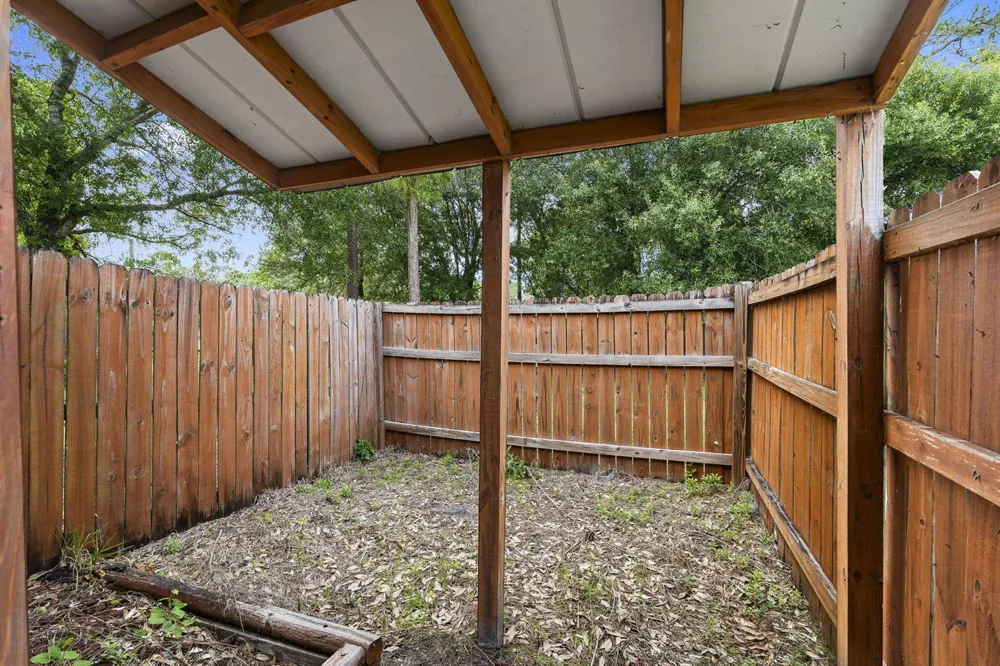 2725 Twin Oaks Trail Fort Pierce, FL 34945