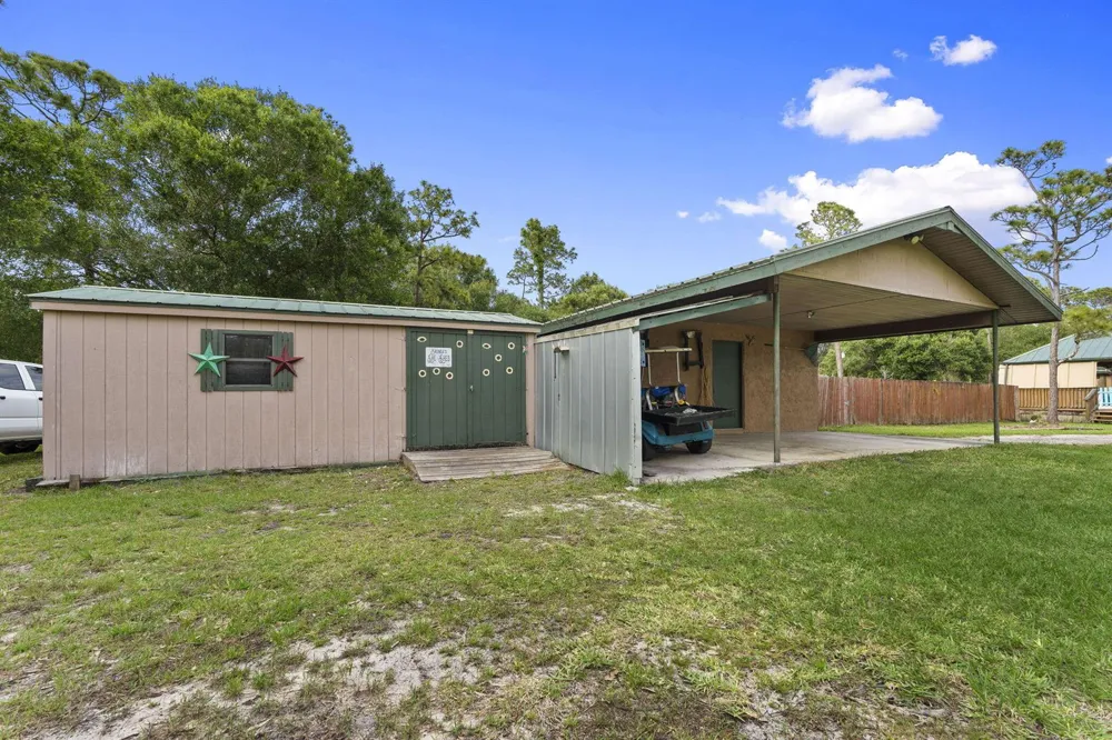 2725 Twin Oaks Trail Fort Pierce, FL 34945