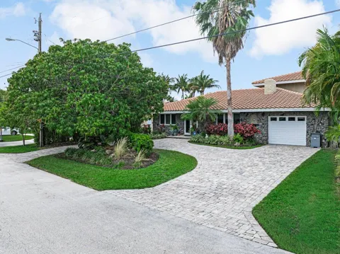 491 SE 16th Avenue
