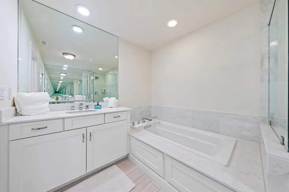 432 Bay Colony Drive Juno Beach, FL 33408