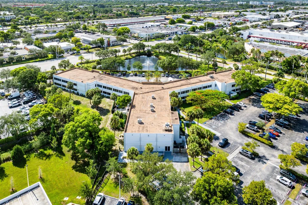 555 SW 12th Avenue Pompano Beach, FL 33069