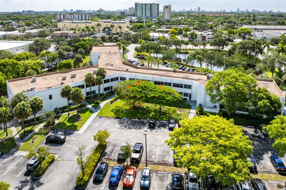 555 SW 12th Avenue Pompano Beach, FL 33069
