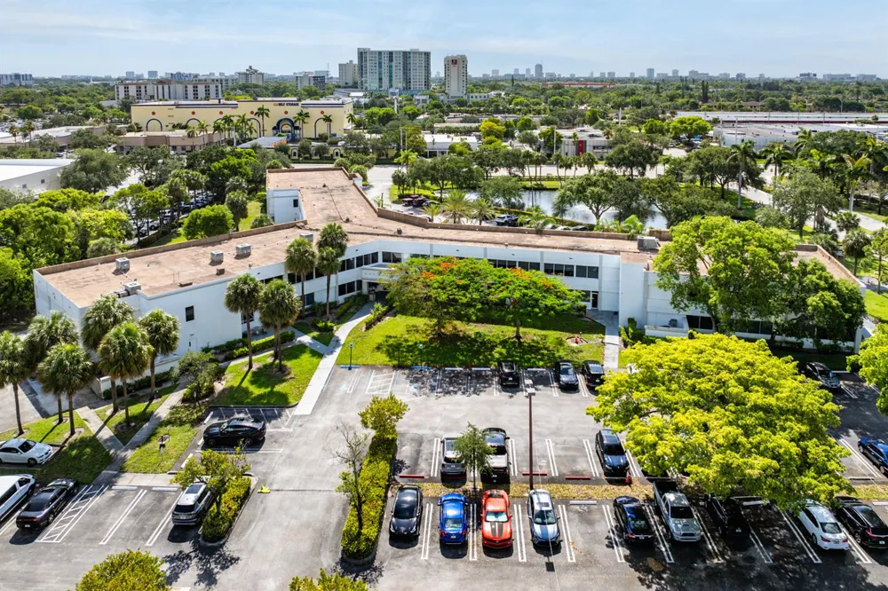 555 SW 12th Avenue Pompano Beach, FL 33069