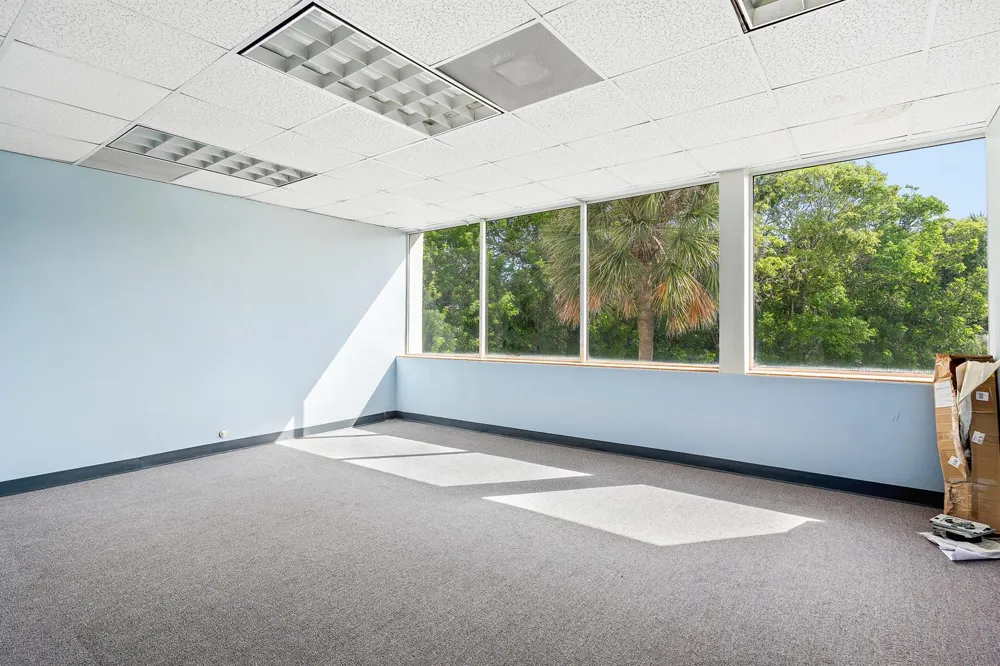 555 SW 12th Avenue Pompano Beach, FL 33069