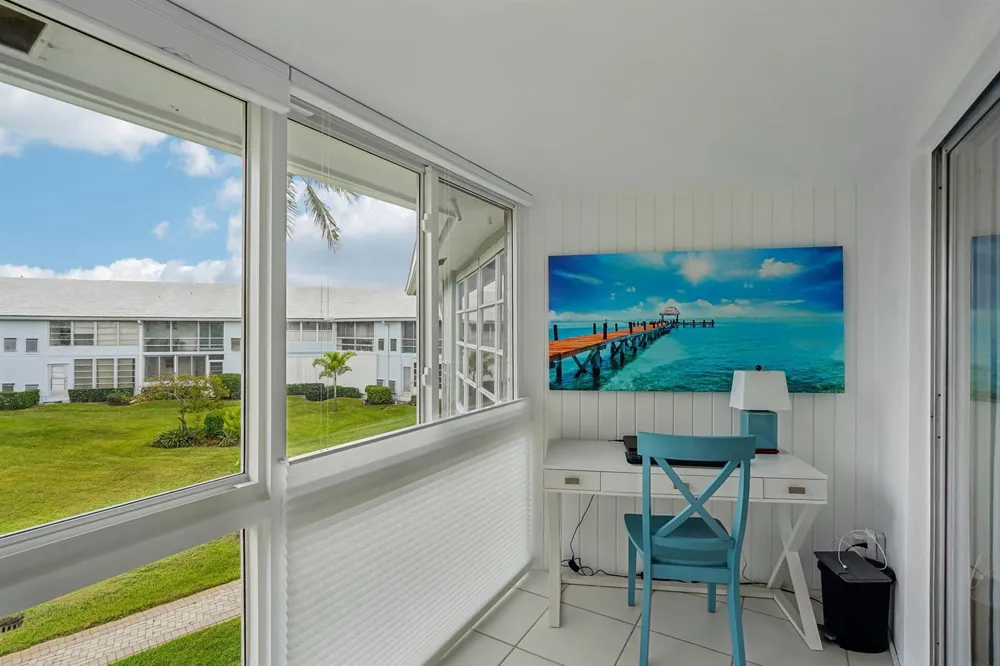5540 Ocean Boulevard #212 Ocean Ridge, FL 33435