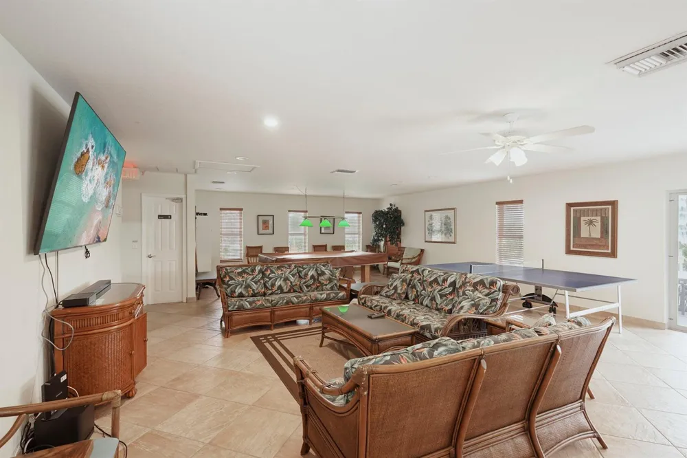 5540 Ocean Boulevard #212 Ocean Ridge, FL 33435
