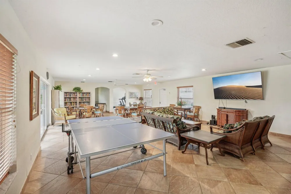 5540 Ocean Boulevard #212 Ocean Ridge, FL 33435