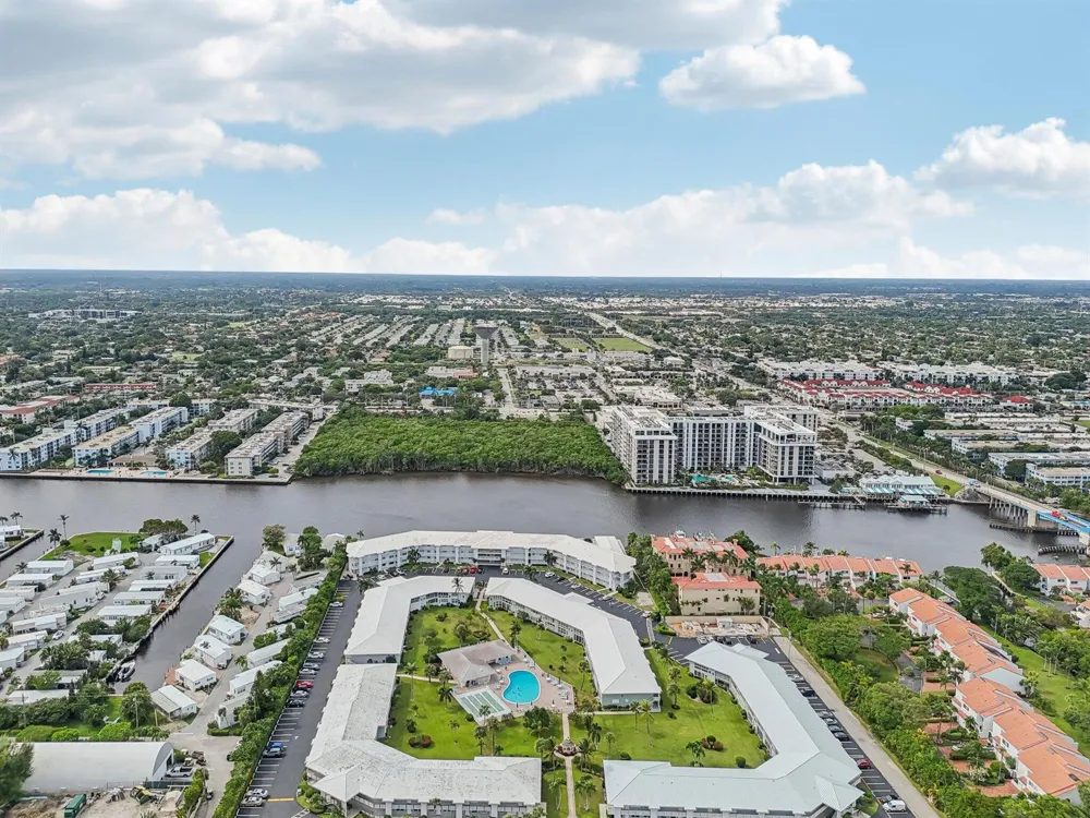 5540 Ocean Boulevard #212 Ocean Ridge, FL 33435