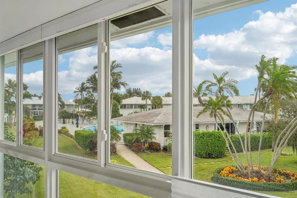 5540 Ocean Boulevard #212 Ocean Ridge, FL 33435
