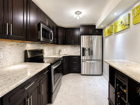 7000 NW 17th Street #203