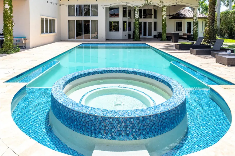 1203 NW 121st Avenue Plantation, FL 33323