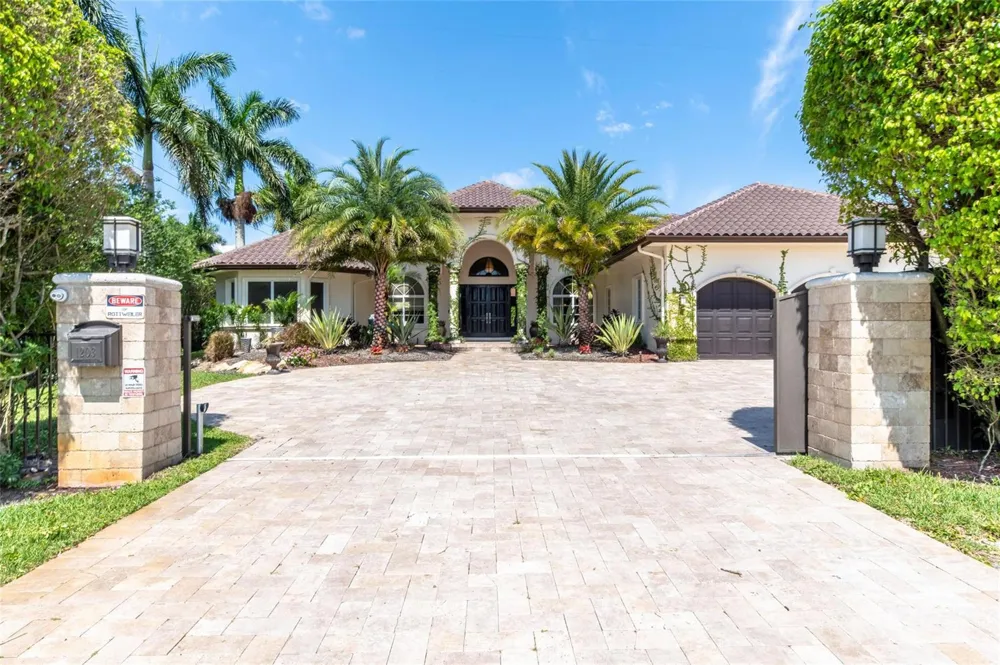 1203 NW 121st Avenue Plantation, FL 33323