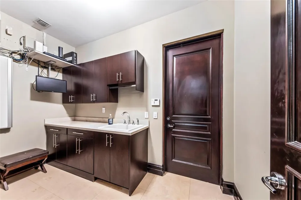 1203 NW 121st Avenue Plantation, FL 33323