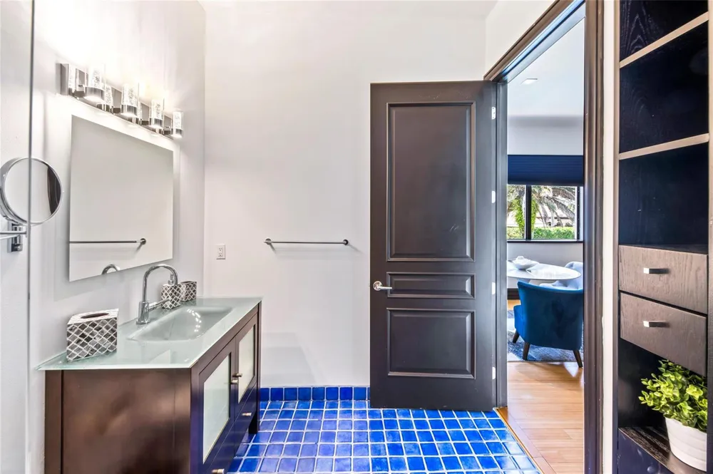 1203 NW 121st Avenue Plantation, FL 33323