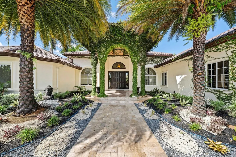 1203 NW 121st Avenue Plantation, FL 33323
