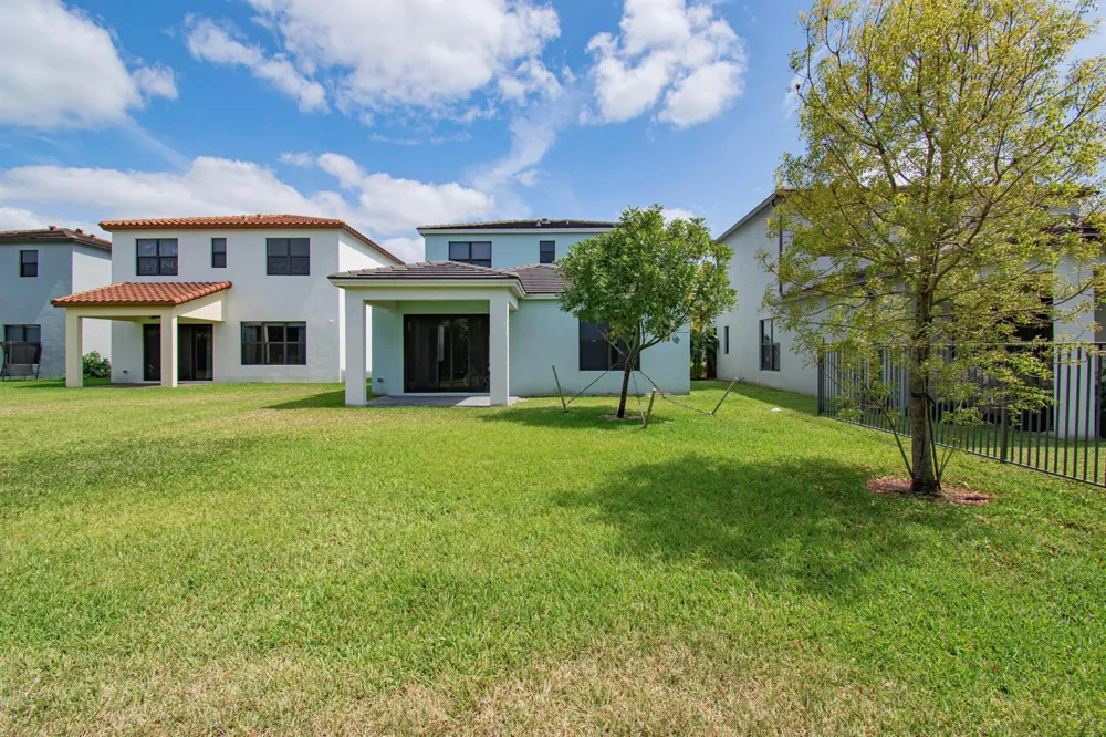 16420 Sandy Shore Drive Loxahatchee, FL 33470
