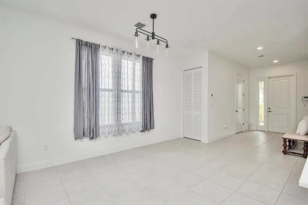 16420 Sandy Shore Drive Loxahatchee, FL 33470