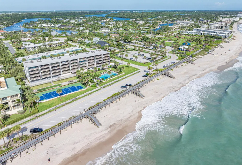 4141 Ocean Drive #403 Vero Beach, FL 32963