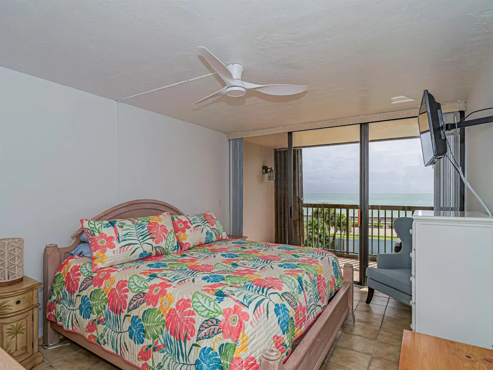 4141 Ocean Drive #403 Vero Beach, FL 32963