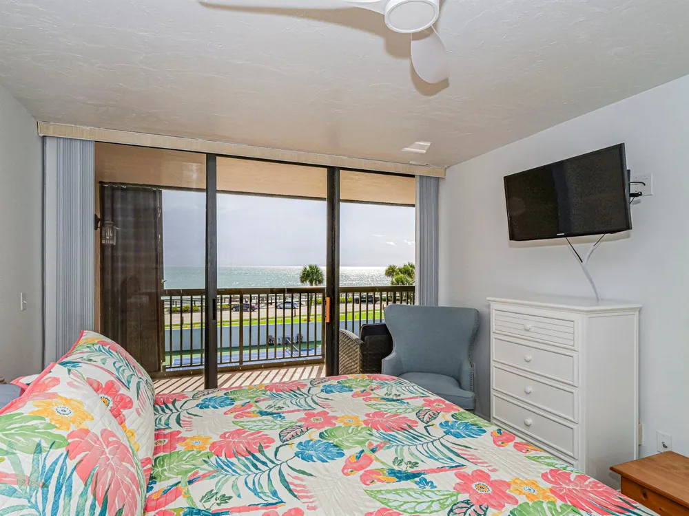 4141 Ocean Drive #403 Vero Beach, FL 32963