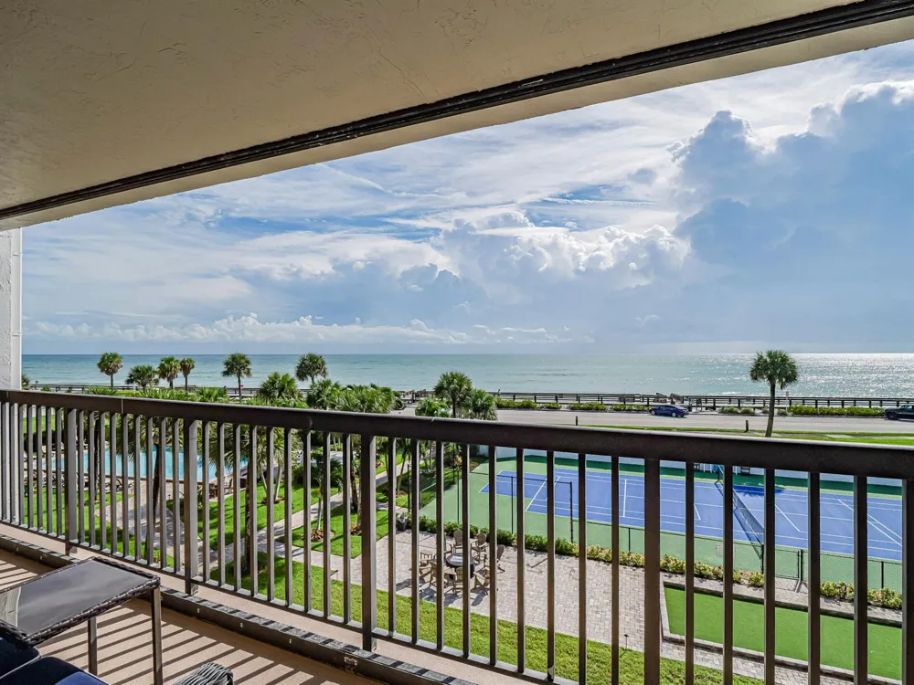 4141 Ocean Drive #403 Vero Beach, FL 32963