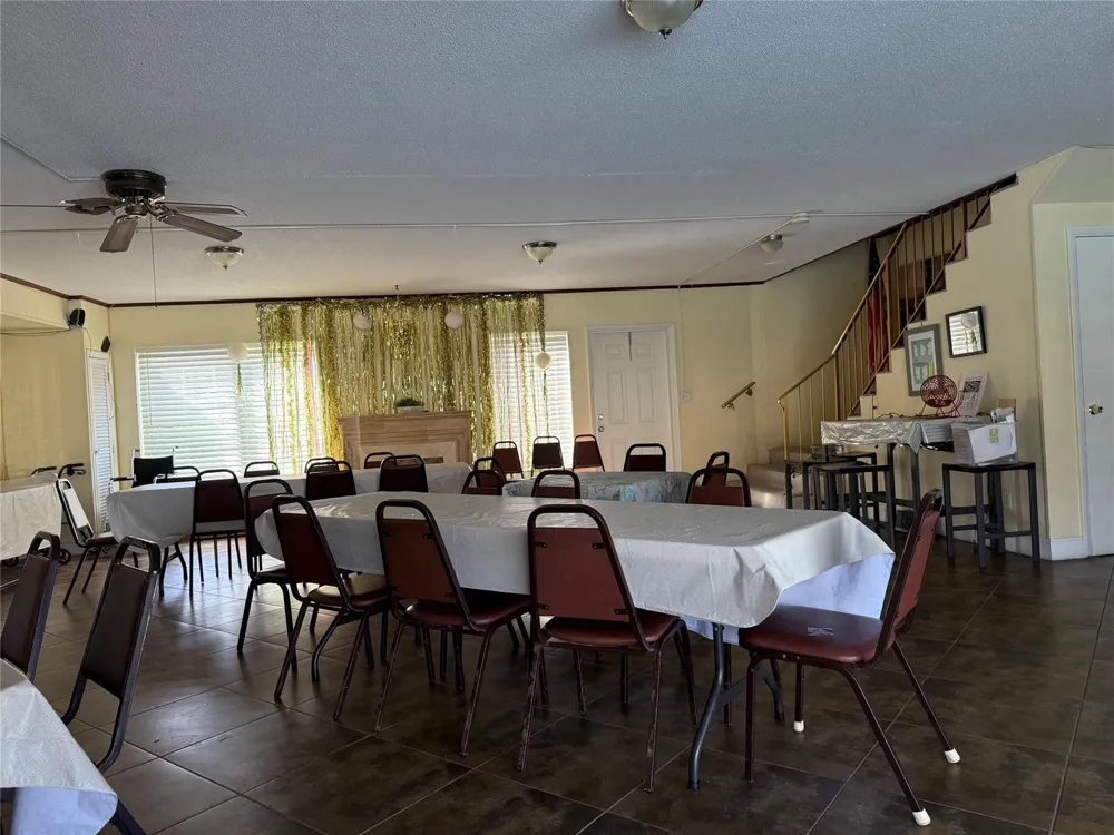 2131 NE 42nd Court #202e Lighthouse Point, FL 33064